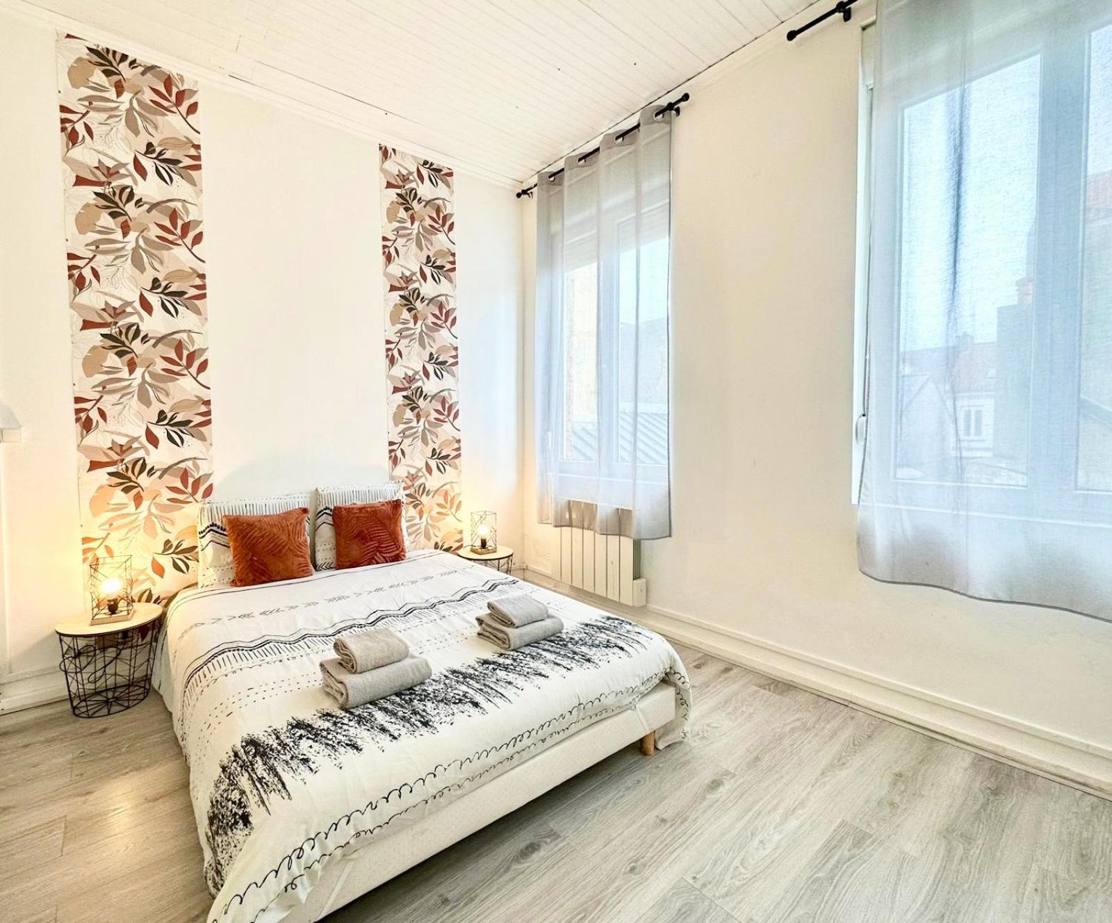 * The Gold Time * Appartement Confort * Centre-Ville 칼라이스 외부 사진